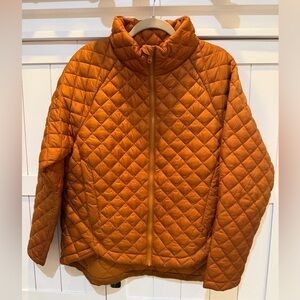 Athleta Quilted Diamond Puffer Jacket in Rust Orange